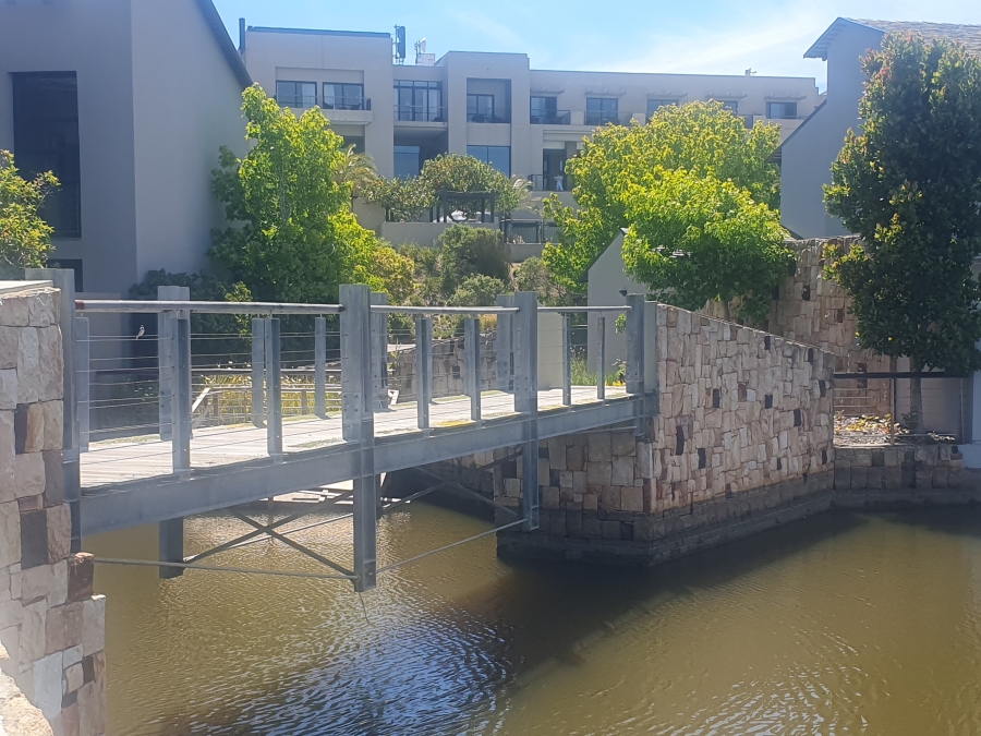 2 Bedroom Property for Sale in Oubaai Western Cape